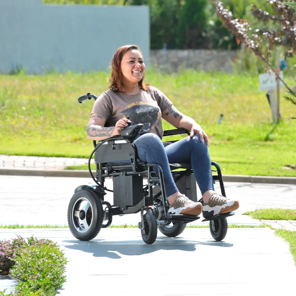 Cadeira de Rodas Motorizada Dobrável até 120 kg Assento de 48 cm D800 Dellamed, da Dellamed, foto 7